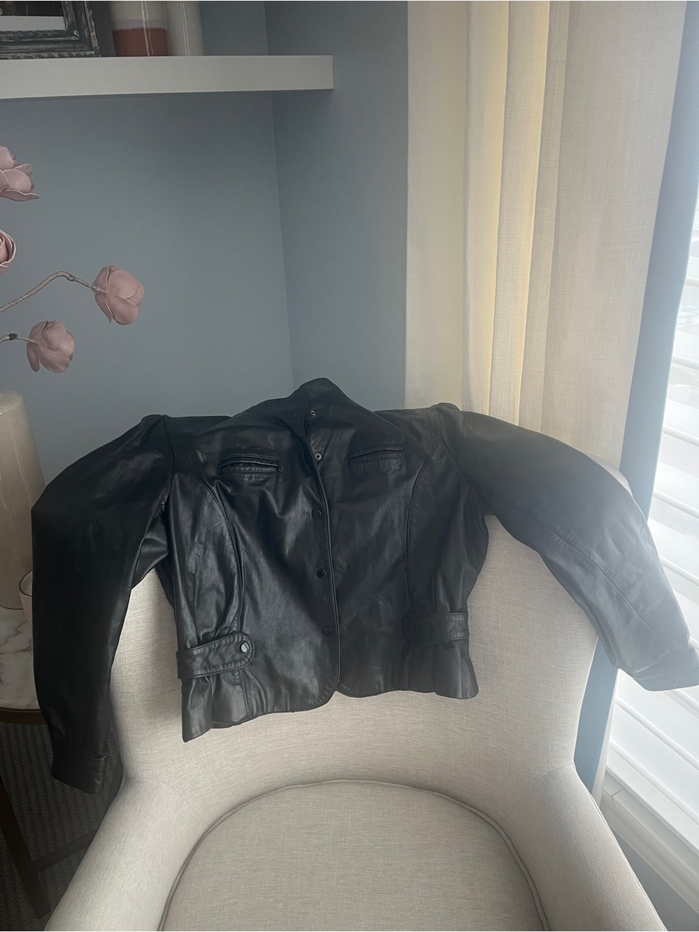 VTG 80s Bermans Cropped Black Leather Jacket Retro Moto Biker Goth